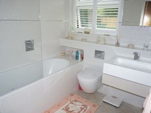 Photo 5- click for photo gallery